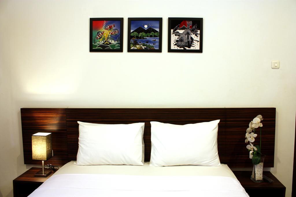 Grand Marto Hotel Yogyakarta Exterior foto