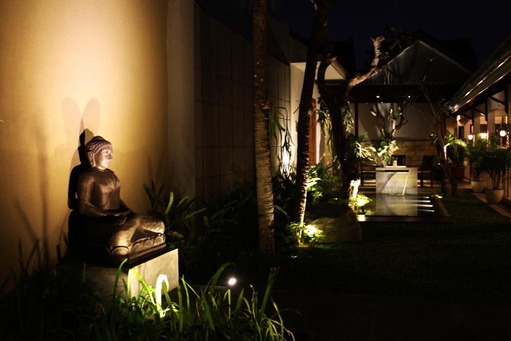 Grand Marto Hotel Yogyakarta Exterior foto